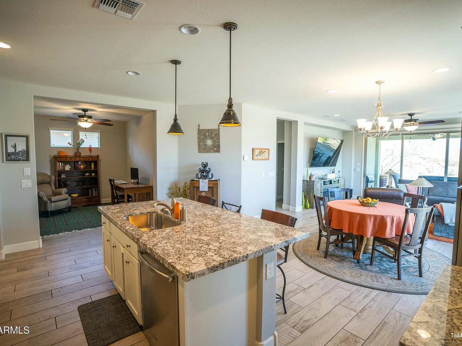 2 bed, 2.5 bath, 1751 sqft, $3,900 — Photo 3