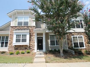 518 Bent Leaf Ct, Fort Mill, SC 29708