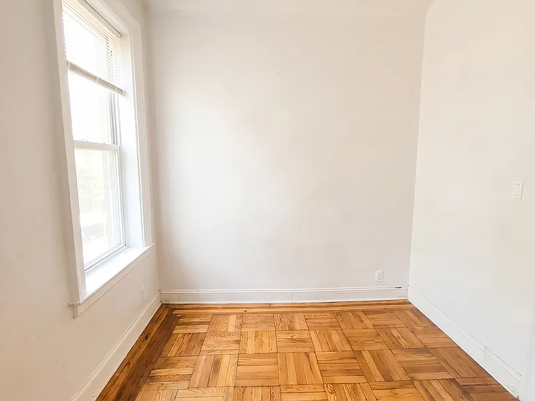 258 Wadsworth Ave #2A — Photo 5