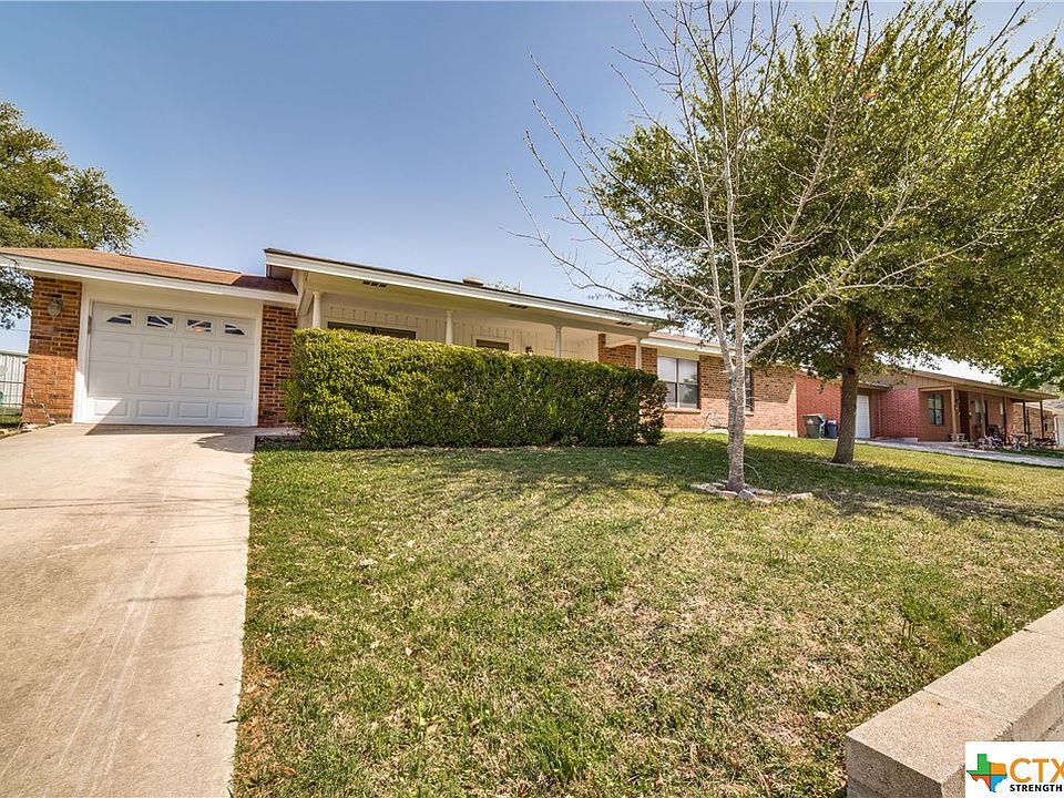 1054 Renee St, Seguin, TX 78155 Zillow