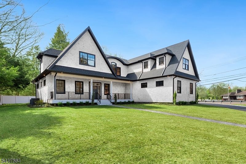 1st image of 803 Marshall Rd