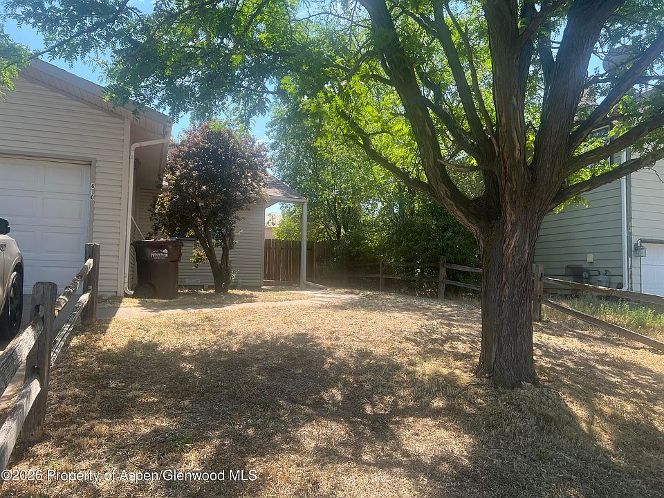 1st image of 610 Elm Ct