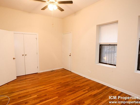 3rd image of 2500 N Lincoln Ave #3