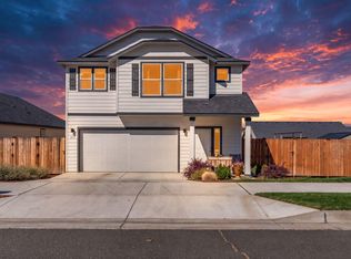 698 NE Posey Ct, Madras, OR 97741
