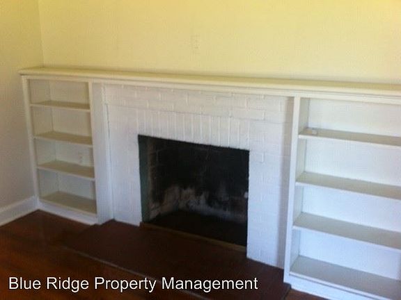 3rd image of 1548 Kenmore Dr