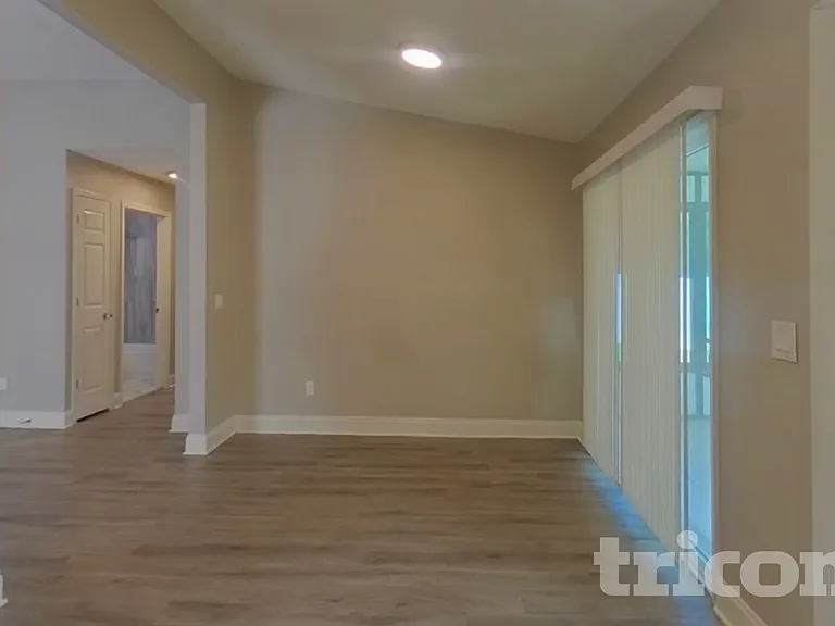 1379 High Plains Dr W — Photo 4