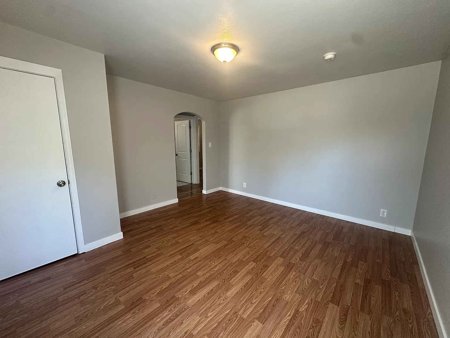 1 bed, 705 sqft, $1,635 — Photo 2