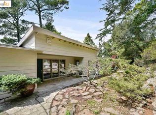 2721 Las Aromas, Oakland, CA 94611
