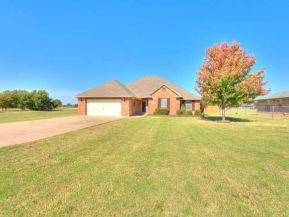 3rd image of 2025 Elk Dr NE
