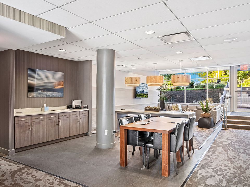 Exclusive resident lounge
