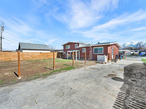 5th image of 8332 S Hayes St