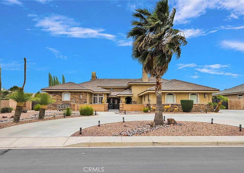 1st image of 12935 Galewood Dr