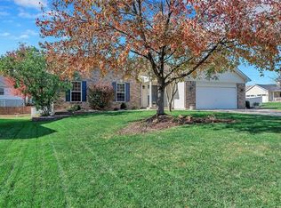 103 Spring Brook Ct, Saint Charles, MO 63303