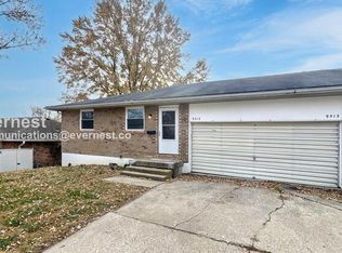 9515 E 18th St S, Independence, MO 64052