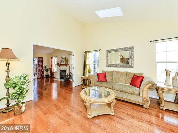 3rd image of 13487 Lake Shore Dr