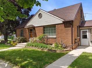 1528 Ashland Ave, Sheboygan, WI 53081