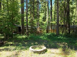 82 Riverside Dr, Deming, WA 98244