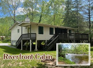 15 Peaceful Cove Ln, Franklin, NC 28734