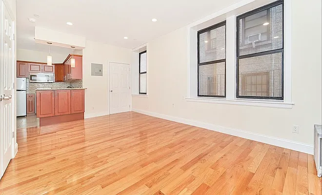 Rented by A&E Real Estate Management | media 11