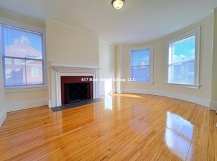 2 Ware St #2OI, Cambridge, MA 02138