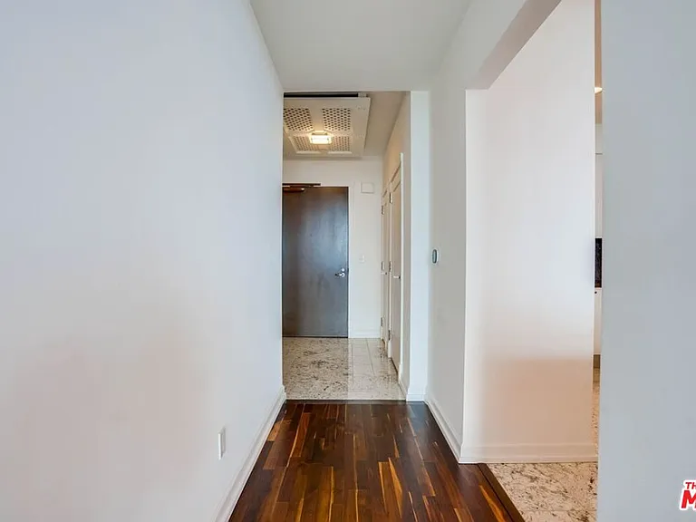 900 W Olympic Blvd #31F — Photo 14