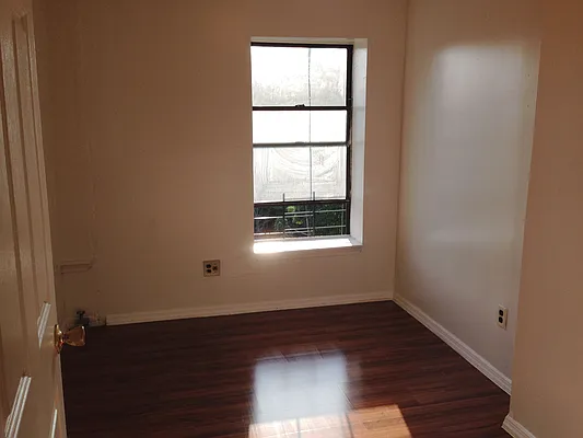 Rented by Corcoran | media 21