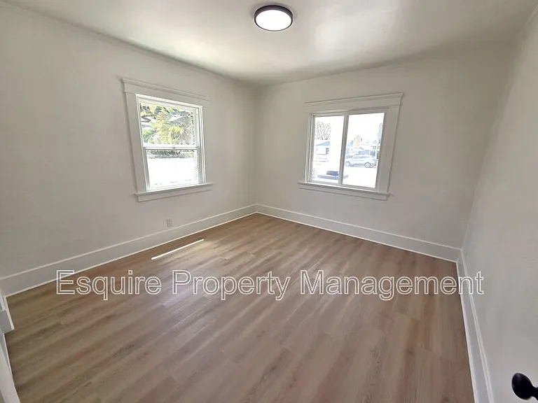 514 S Seaward Ave — Photo 10