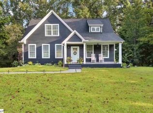 521 E Darby Rd, Taylors, SC 29687