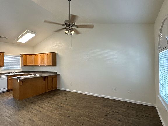3rd image of 1311-1323 S Crowe St #1323D