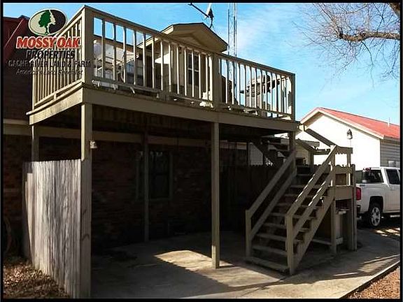 5th image of 324 Jackson St #248