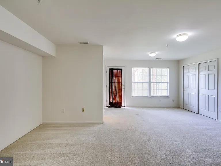 2702 Snowmill Ct — Photo 5