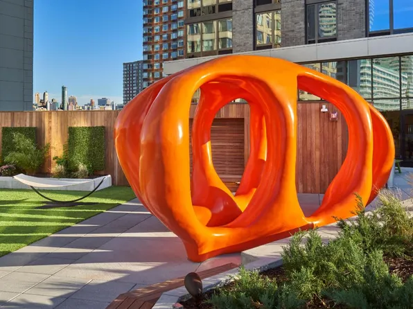 474 Warren Street image 9 of 133