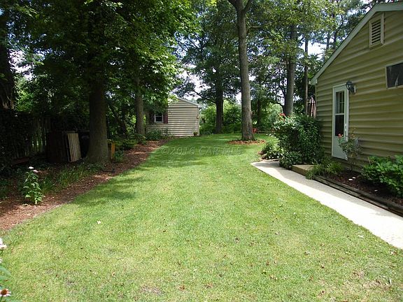 3rd image of 31968 Rushmore Dr