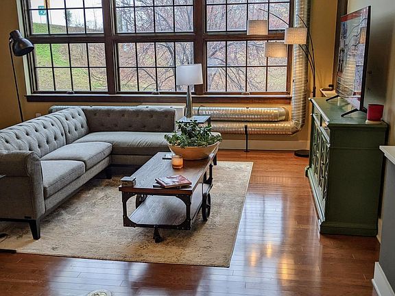 2nd image of 715 N Graham St #201