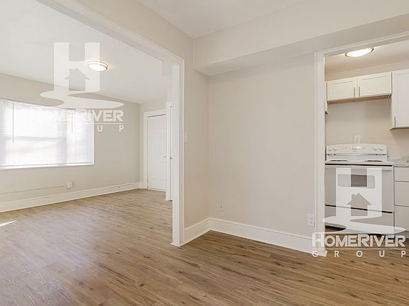 4th image of 438 N 18th St