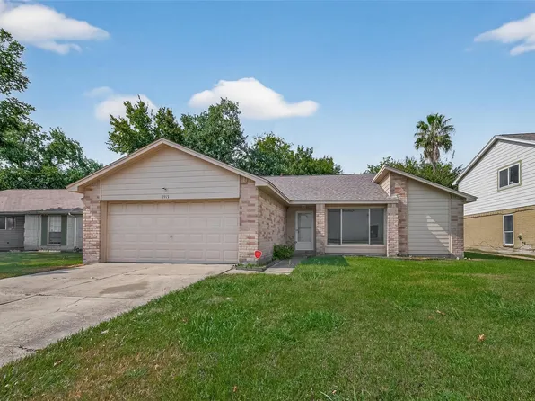 1915 Aldates Dr, Houston, TX 77015