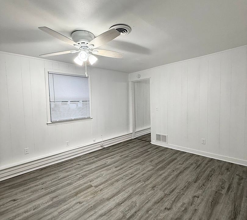 1st image of 1113 S 22nd St #1109