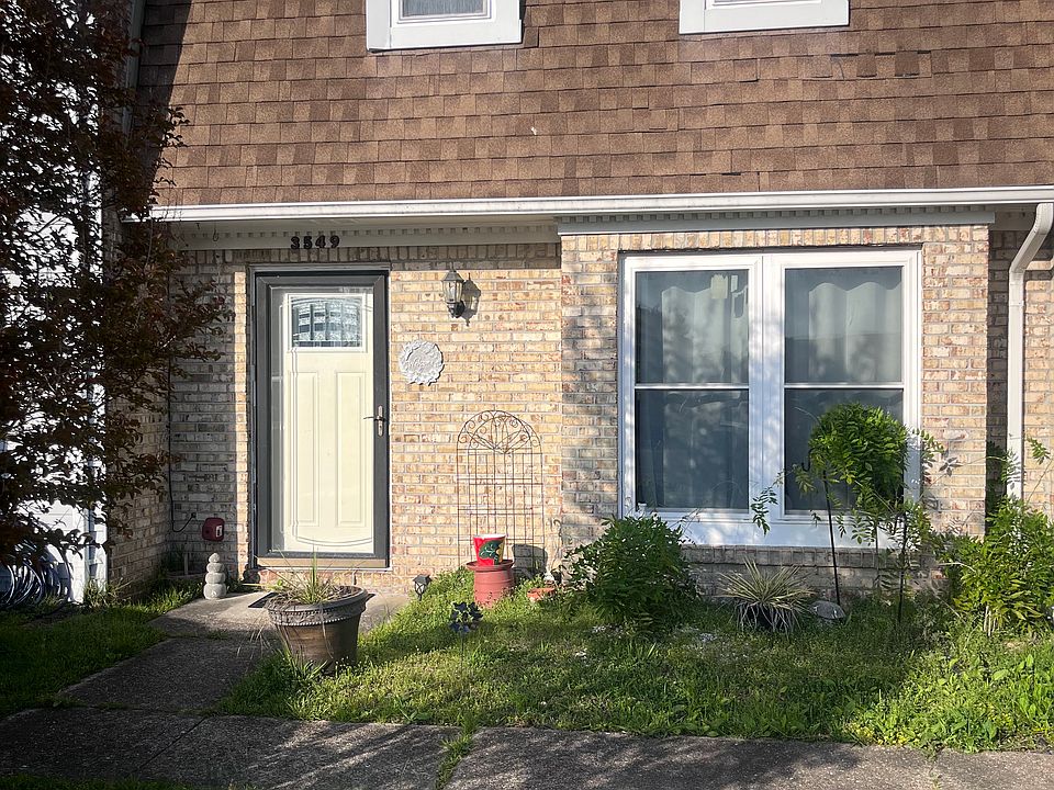 1st image of 3549 Woodburne Dr