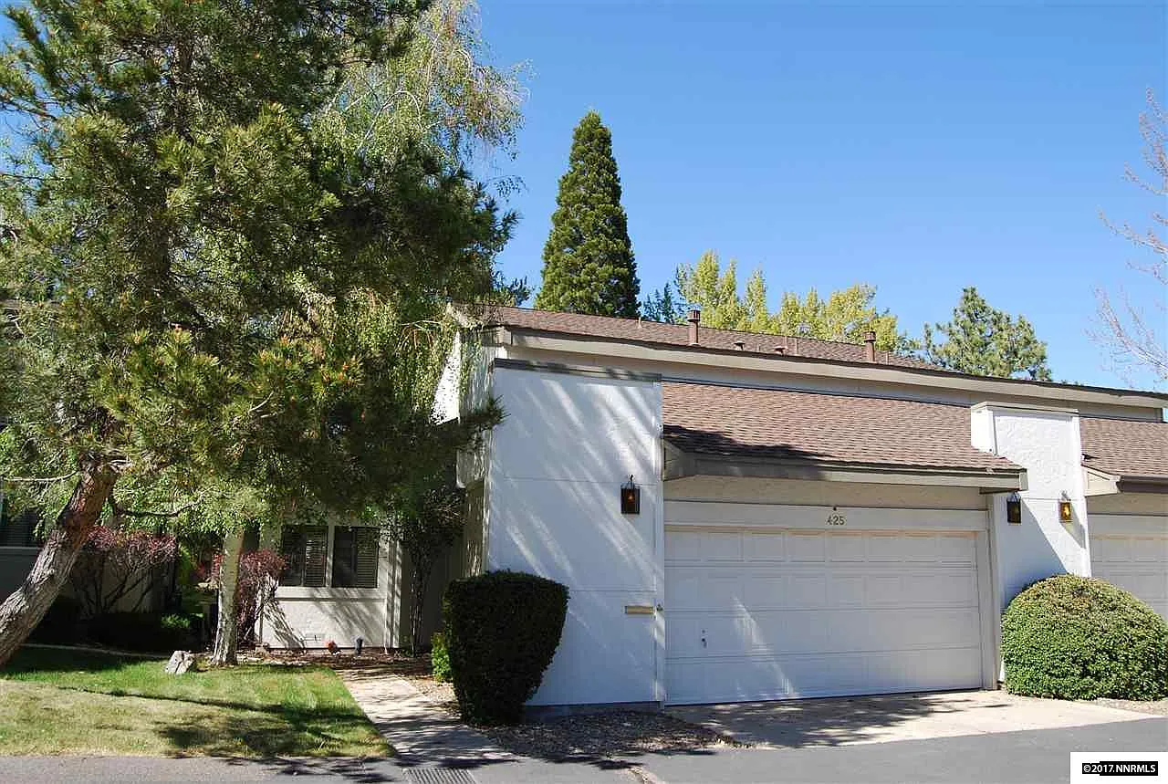 425 Octavia Ct photo 1