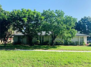 1301 E Lakeview Ave, Eustis, FL 32726