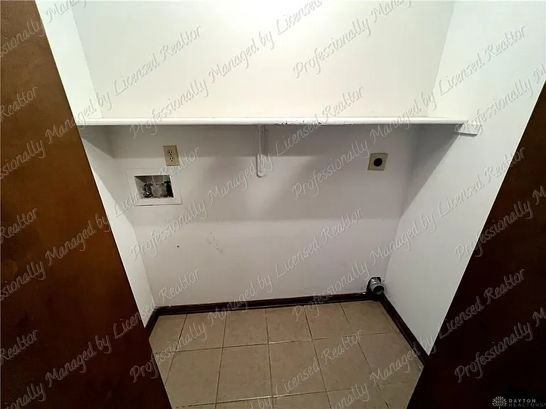 8774 Shadycreek Dr — Photo 16