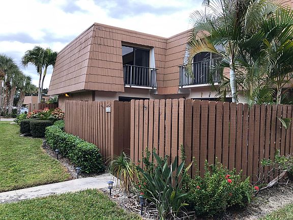 2nd image of 5843 SE Riverboat Drive #418