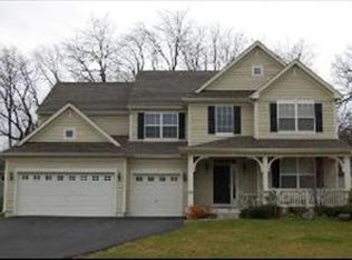 2029 Lucca Ct, Elgin, IL 60123