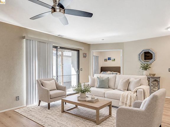 3rd image of 5918 Land View Dr