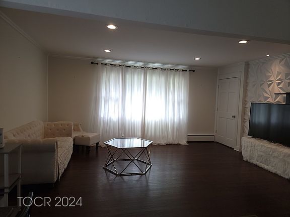 3rd image of 67 Norwood Ave