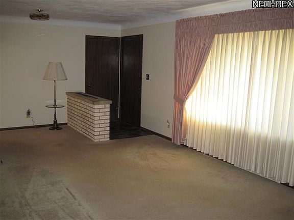 5th image of 6184 Dunbar Dr