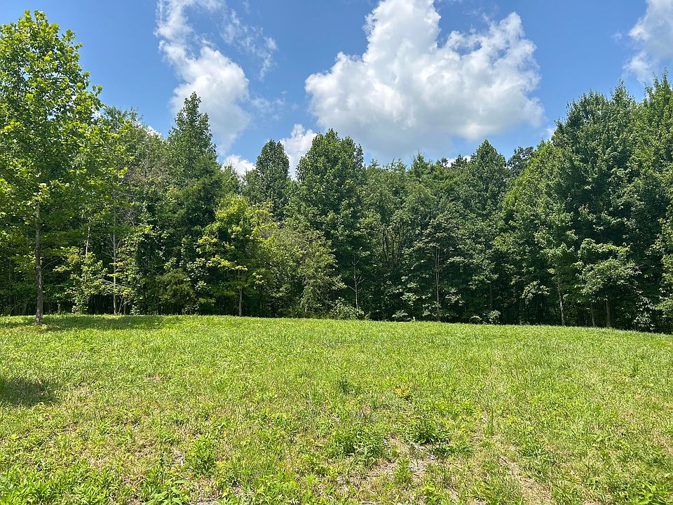 2nd image of 742 Rubin Ridge Rd
