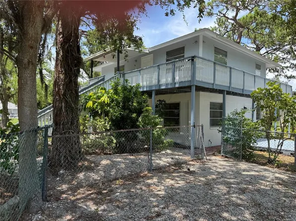 708 Shore Rd APT C, Nokomis, FL 34275