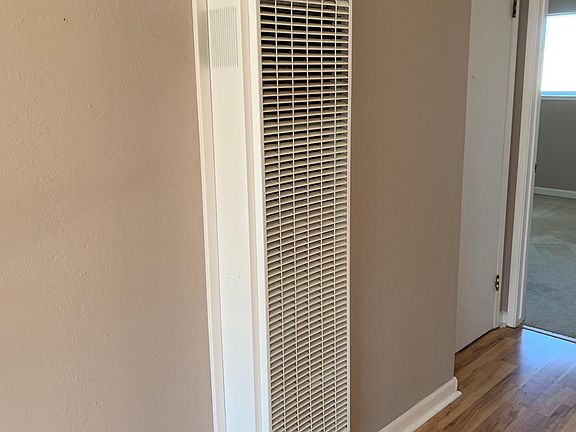 3rd image of 1084 Wentworth St #11