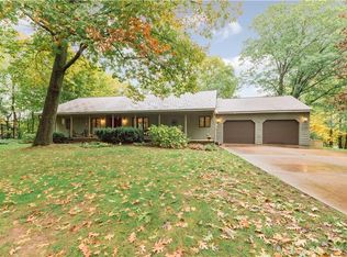 16 High Banks Dr, Fulton, NY 13069